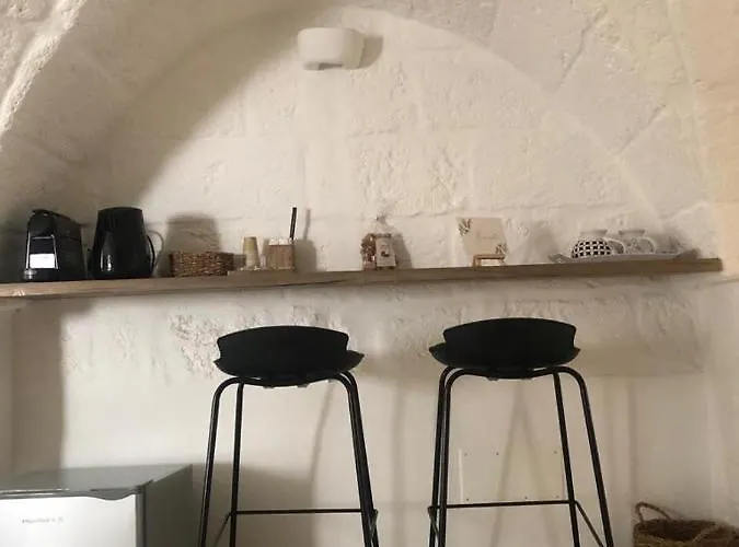 Boutique Room One